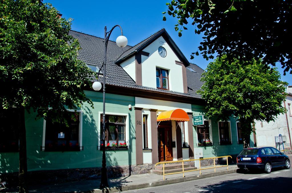 Dom Wczasowy Pod Zegarem Łeba Kültér fotó